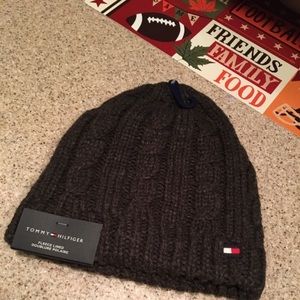 NWT Tommy Hilfiger Cable Knit Thermal Hat/Reserved